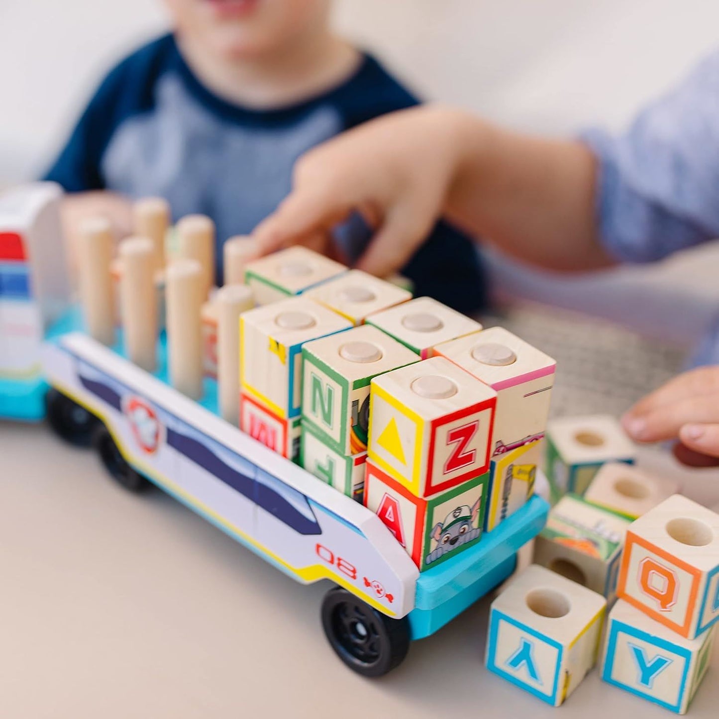 ABC Block Truck 33272 Wooden Toy 33PCS (Melissa & Doug / PAW Patrol)