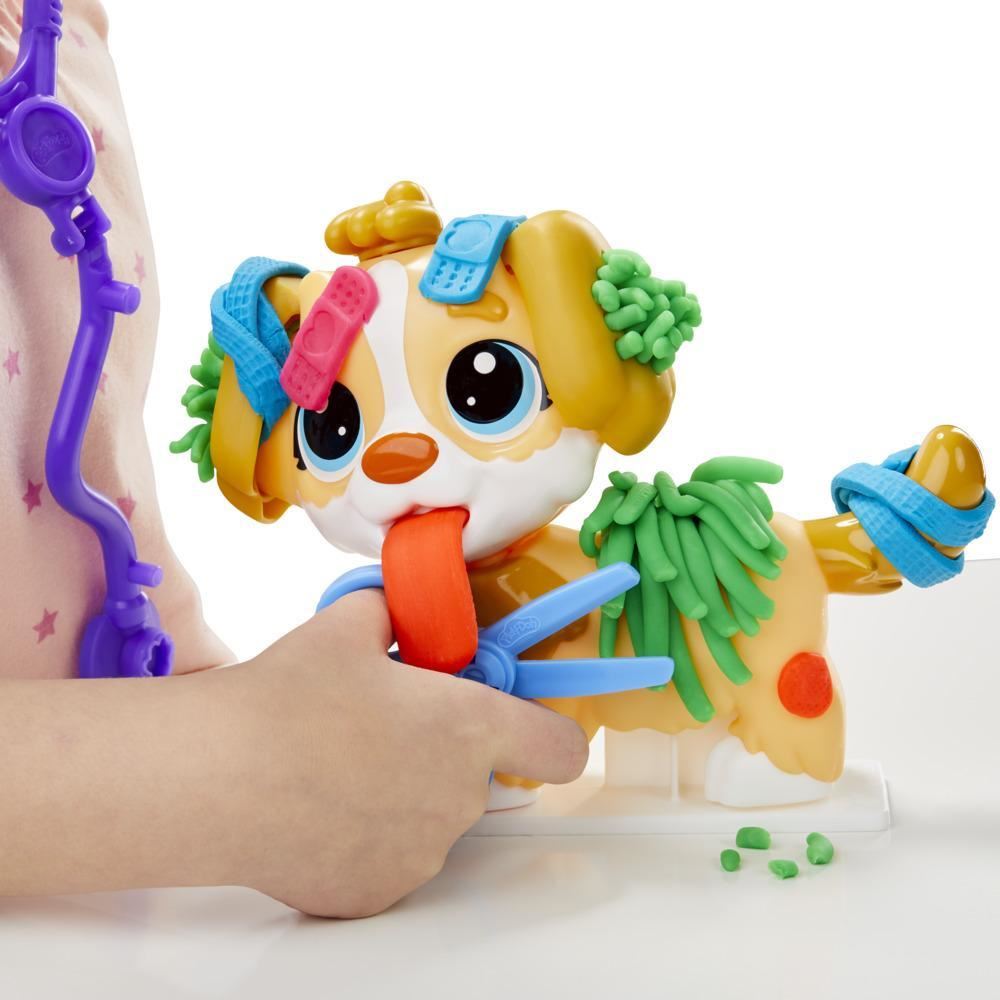 Play-Doh Care ’n Carry Vet Playset F3639 – Pet Carrier Clinic Kit with Toy Dog, 10 Vet-Tools & 5 Dough Colours (Age 3+)