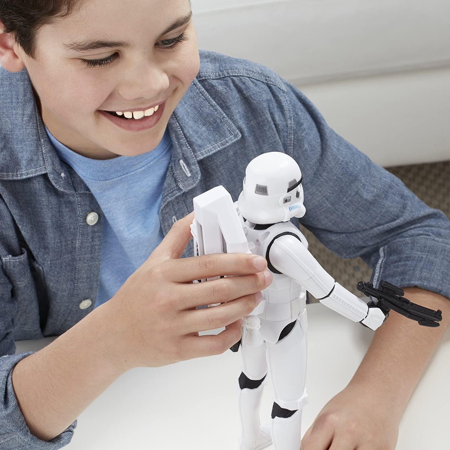 FRENCH LANGUAGE Interactech IMPERIAL STORMTROOPER Talking Action Figure Star Wars