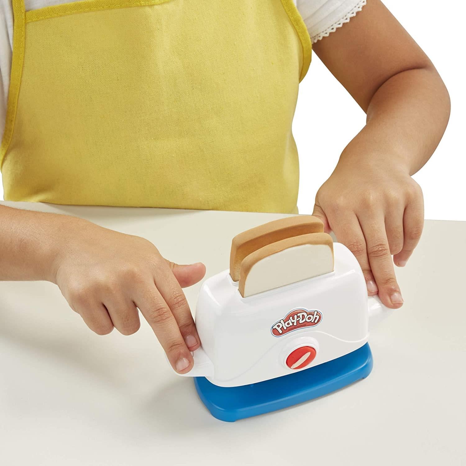 Play-Doh Kitchen Creations Toaster Playset Modelling Clay